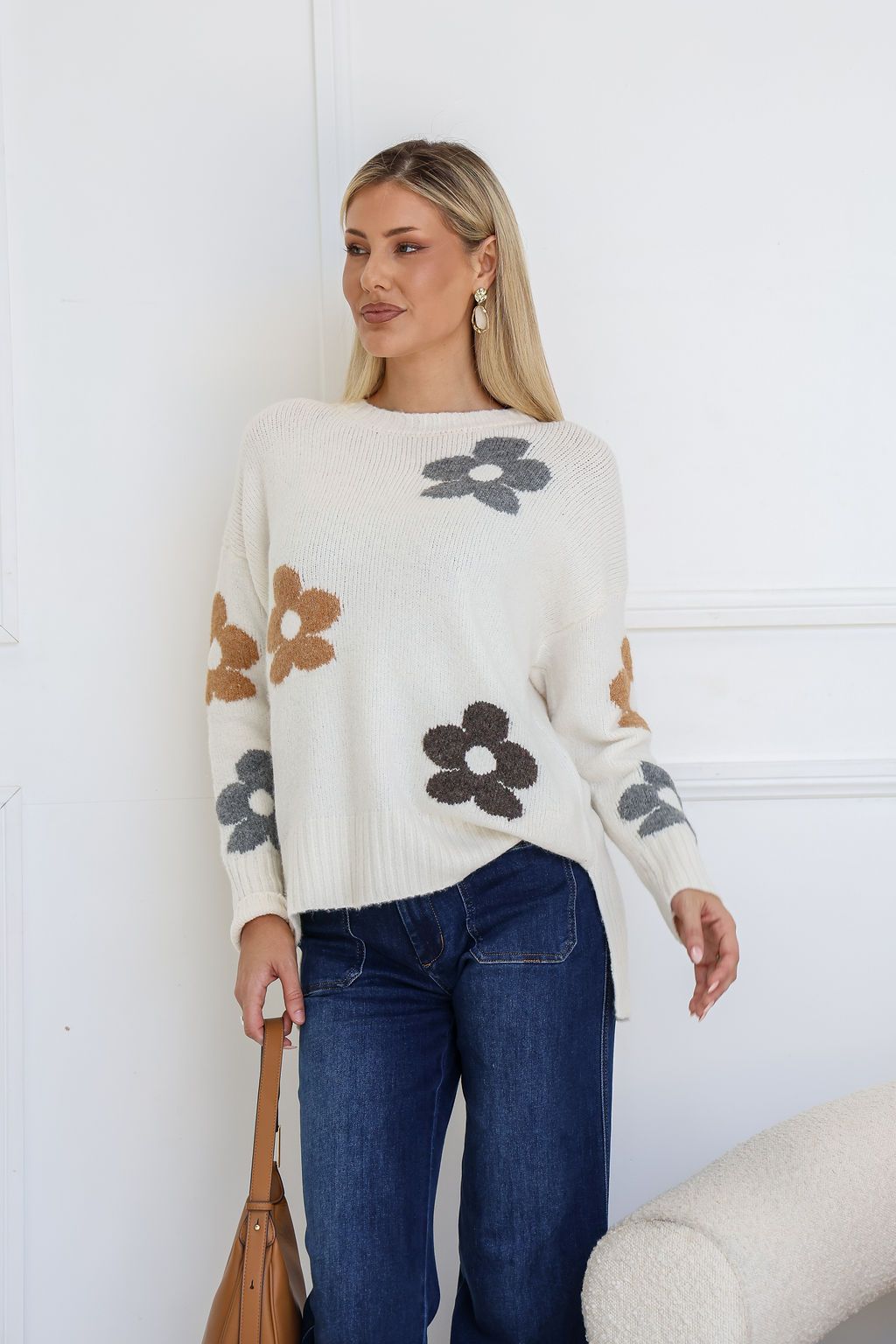 Daisy Knit- Winter White