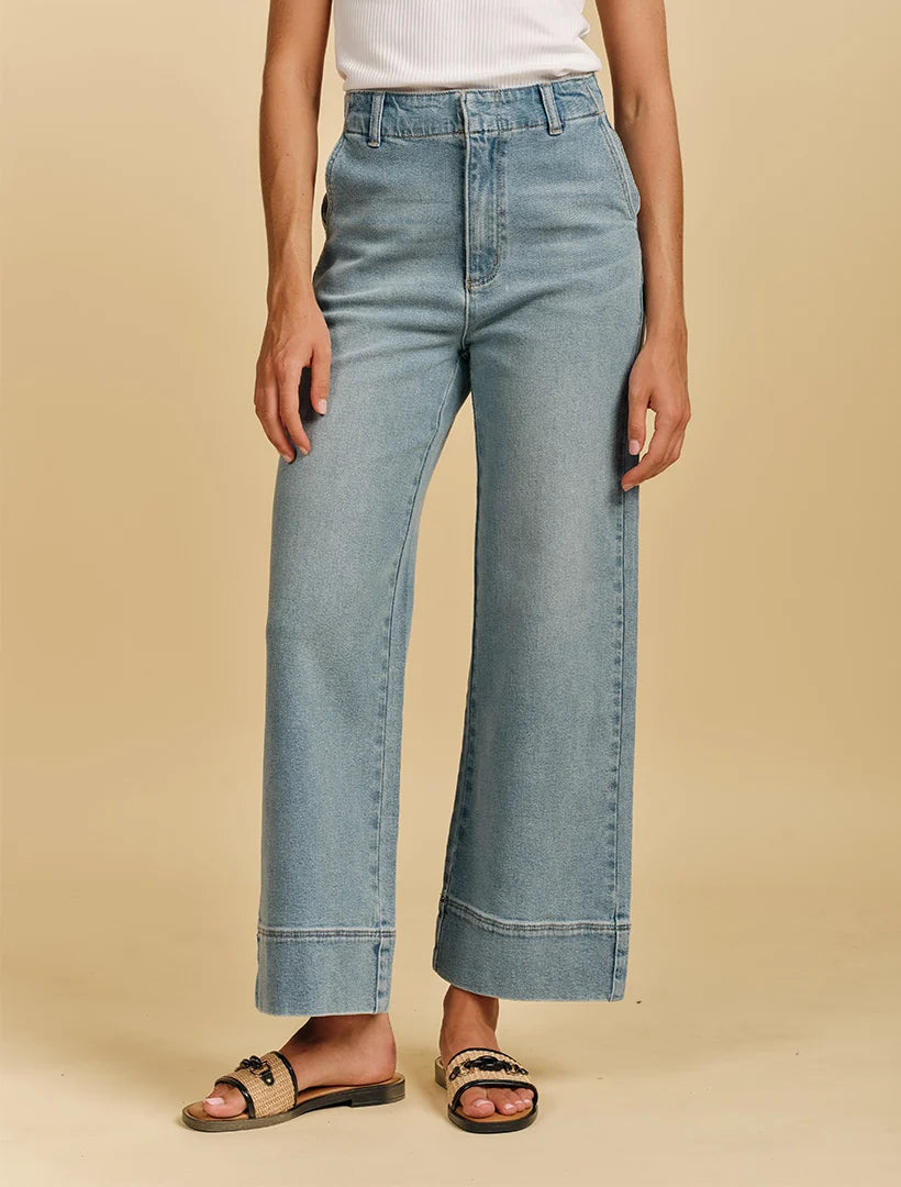 Wanda Jean- Pale Wash Denim