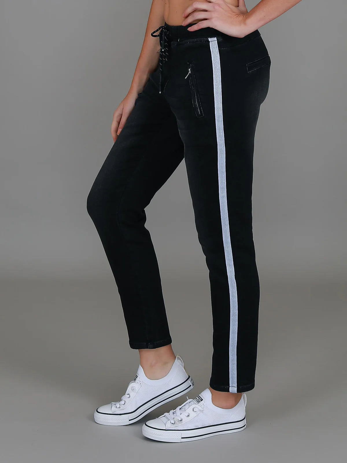 Molly Jogger Jean- Black