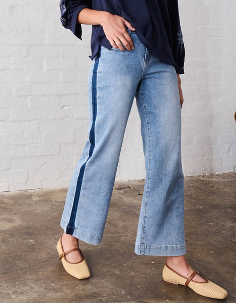 Freya Jean- Waterfall with Side Panel