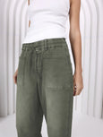 Leo Barrel Jeans- Khaki