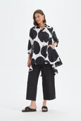 Print Swing Back Shirt- Black/White Spot