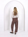 Leo Barrel Jeans- Chocolate