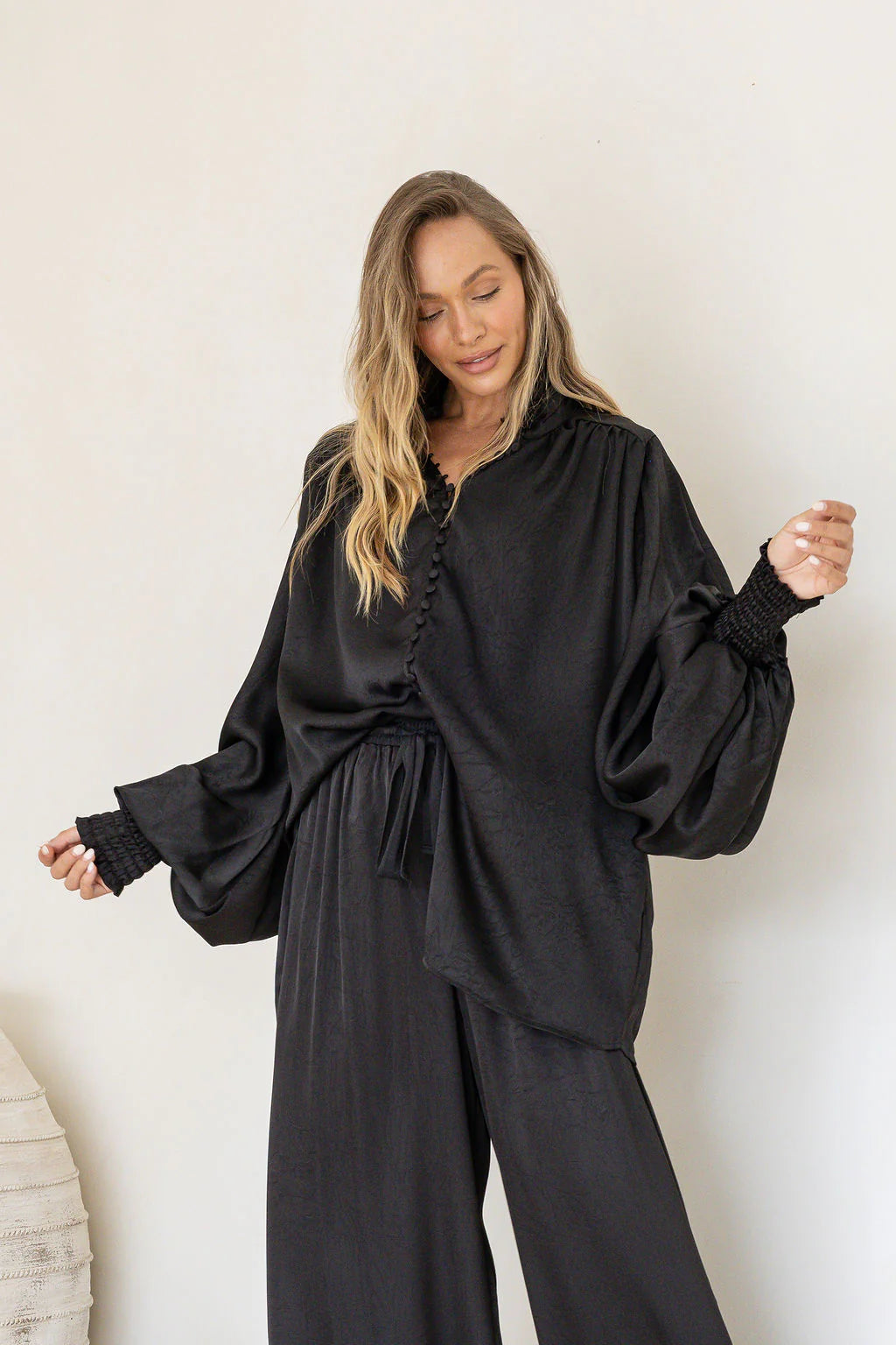 Portofino Luxe Dreams Blouse- Noir