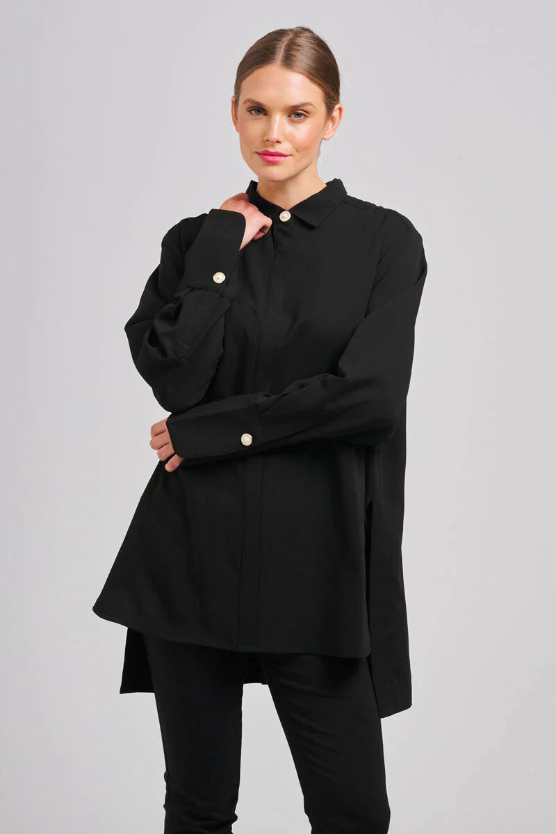 The Marnie Oversized Popover Shirt- Black